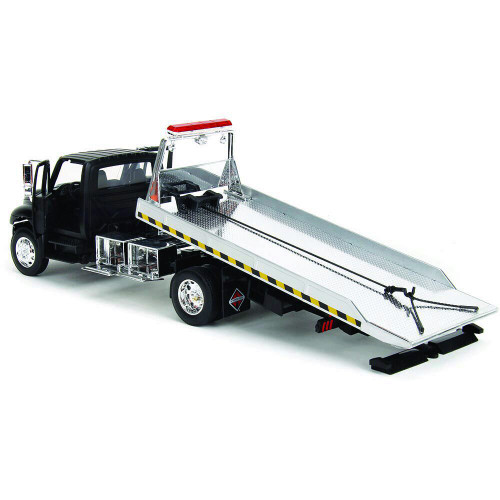 International Flatbed Tow Truck - Primer Black 1:24 Scale Diecast Model by Jada Toys Alt Image 4