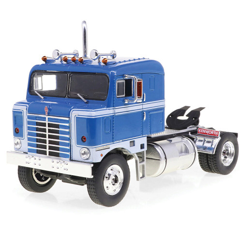 1950 Kenworth Bullnose - Gulf 1:64 Scale Diecast Model Truck by IXO Models Alt Image 1