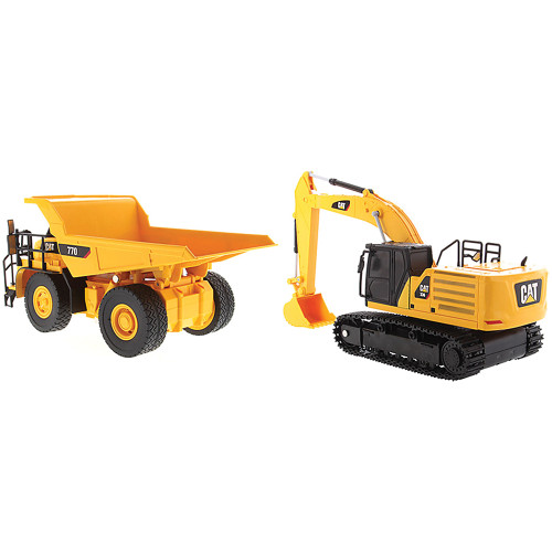 Caterpillar RC Construction Two-Pack 336 Hydraulic Excavator + 770 Mining Truck 1:35 Scale Diecast Construction by Diecast Master Alt Image 3