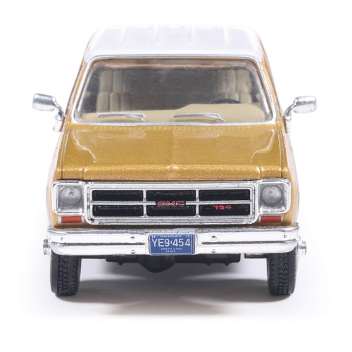 1975 GMC Sierra Classic - Yuba Gold 1:64 Scale Diecast Model Truck by IXO Models Alt Image 5
