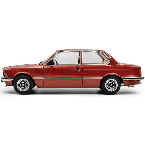 1980 BMW E21 323I - Kastanienrot Metallic 1:18 Scale Diecast Model Car by Solido Alt Image 7