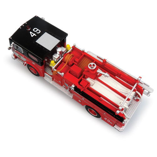 Ward LaFrance Fire Engine: Chicago Fire Department 1:87 Scale Diecast Model Truck by Iconic Replicas Alt Image 6