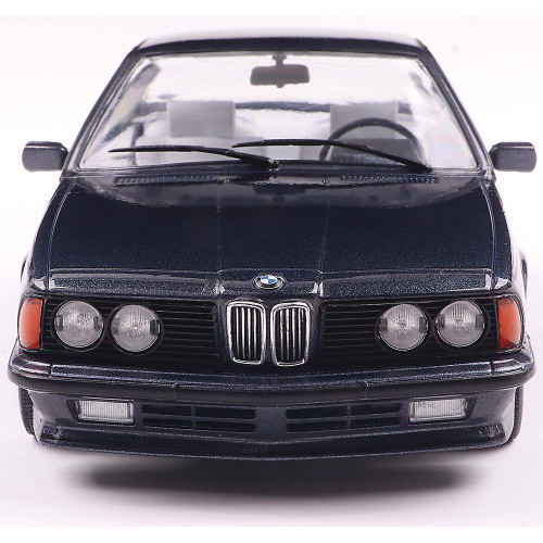 1984 BMW 635 CSI (E24) - Macau Blue Alt Image 3