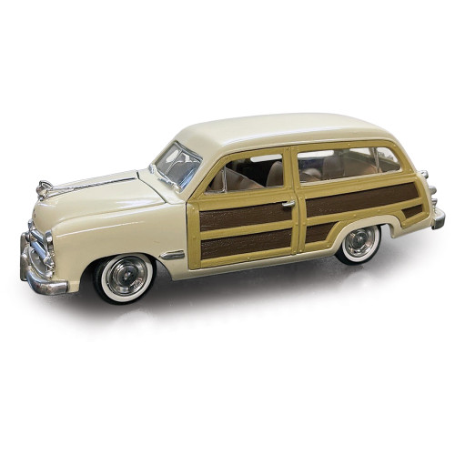 1949 Ford Woody Wagon - Cream 1:24 Scale Diecast Model Car by Motormax Main Image