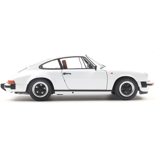 1974 Porsche 911 (930) 3.0 SC - White 1:18 Scale Diecast Model Car by Solido Alt Image 4