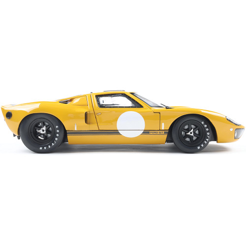 1968 Ford GT40 Mk.1 - Yellow 1:18 Scale Diecast Model Car by Solido Alt Image 4
