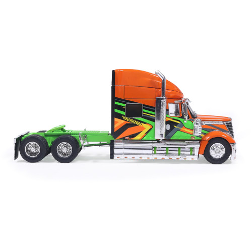2010 International Lonestar - Orange and Green 1:64 Scale Diecast Model Truck by IXO Models Alt Image 3