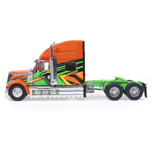 2010 International Lonestar - Orange and Green 1:64 Scale Diecast Model Truck by IXO Models Alt Image 7