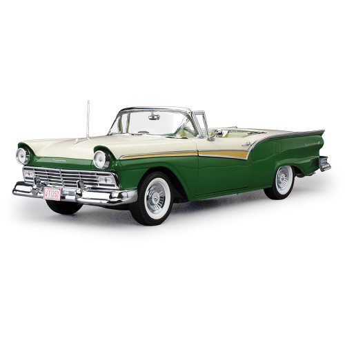 1957 Ford Fairlane 500 Skyliner - Cumberland Green/Colonial White 1:18 Scale Diecast Model Car by Sunstar Alt Image 1
