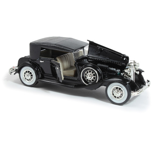 1932 Chrysler LeBaron - Black 1:32 Scale Diecast Model Car by Signature Models Alt Image 3