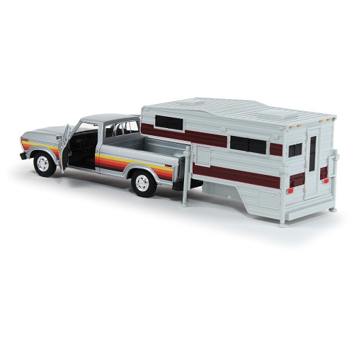 1979 Ford F-150 Pickup With Slide-In Camper 1:24 Scale  by Motormax Alt Image 2