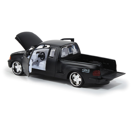 2001 Ford F-150 Flare side - Maxx Design 1:24 Scale  by Motormax Alt Image 3