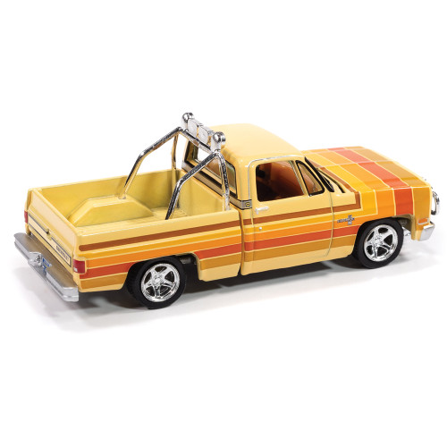 1981 Chevy Silverado Fleetside Lowered Hobby Exclusive 1:64 Scale Diecast Model Truck by Auto World Alt Image 2