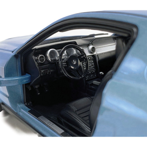 2007 Ford Mustang G.T. 500 - Windveil Blue 1:18 Scale Diecast Model Car by Shelby Collectibles Alt Image 4