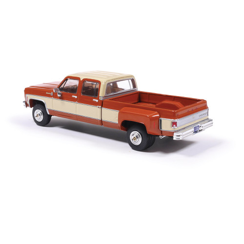 1975 Chevrolet K30 Crew Dab Dually - Grecian Bronze and Santa Fe Tan Deluxe Two-Tone 1:64 Scale Diecast Model Car by IXO Models Alt Image 3