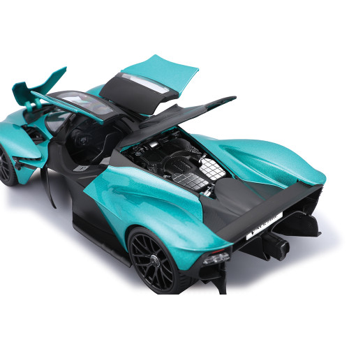 2022 Aston Martin Valkyrie - Green 1:18 Scale Diecast Model Car by Maisto Alt Image 5