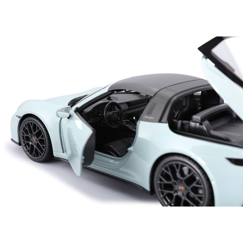 2025 Porsche 911 Carrera GTS (Hybrid) Green Diecast Model Car | Maisto