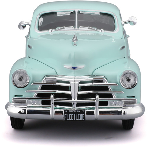 1948 Chevrolet Fleetline Aerosedan - Green 1:24 Scale Diecast Model Car by Maisto Alt Image 3