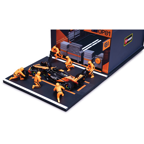 2024 McLaren F1MCL38 Pit Pass - Piastri #81 Alt Image 4
