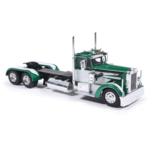 1952 Peterbilt 350 - Green 1:64 Scale  by IXO Models Alt Image 2