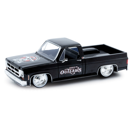 1976 GMC Sierra Grande 15 - World of Outlaws 1:24 Scale Diecast Model Truck by M2 Machines Main Image