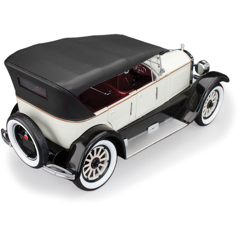 1925 Buick Model 25 - Light Grey 1:18 Scale Diecast Model Car by Sunstar Alt Image 1