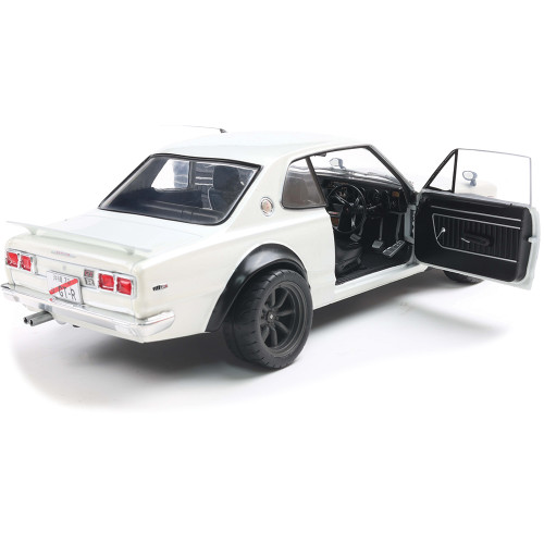 1970 Nissan Skyline (C10) Hakosuka Solido Works - Pearl White Alt Image 1