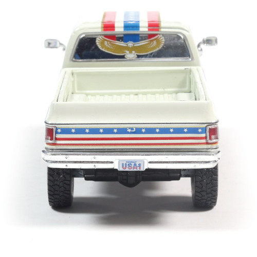 1976 Chevrolet Custom Deluxe K30 Fleetside - July 4th 250th Anniversary Exclusive 1:64 Scale Diecast Model Truck by IXO Models Alt Image 6
