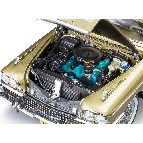 1958 Buick Limited Riviera Coupe - Glacier White / Gold Mist 1:18 Scale Diecast Model Car by Sunstar Alt Image 8