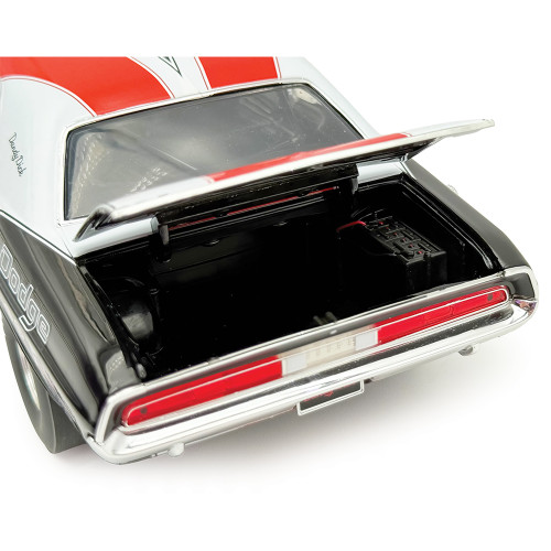 1970 Dodge Challenger - BOYCOTT - Dick Landy 1:18 Scale Diecast Model Car by Acme Alt Image 4