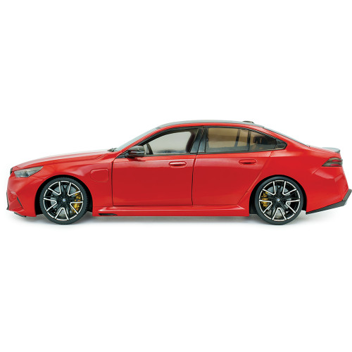 2025 BMW M5 Fire - Red Alt Image 4