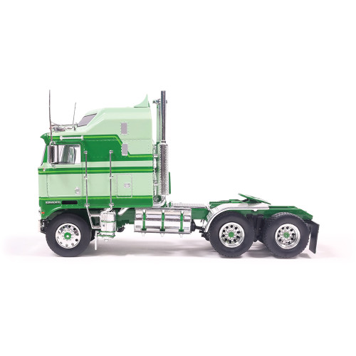 1976 Kenworth K100 Aerodyne - Green 1:43 Scale Diecast Model Truck by IXO Models Alt Image 4
