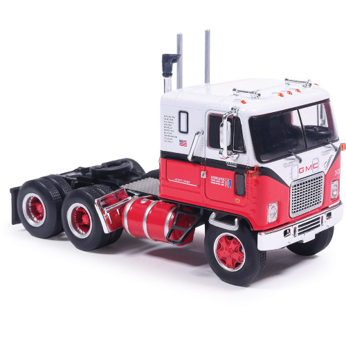 GMC Astro 95 - Red And White 1:64 Scale Diecast Model Truck by IXO Models Alt Image 2