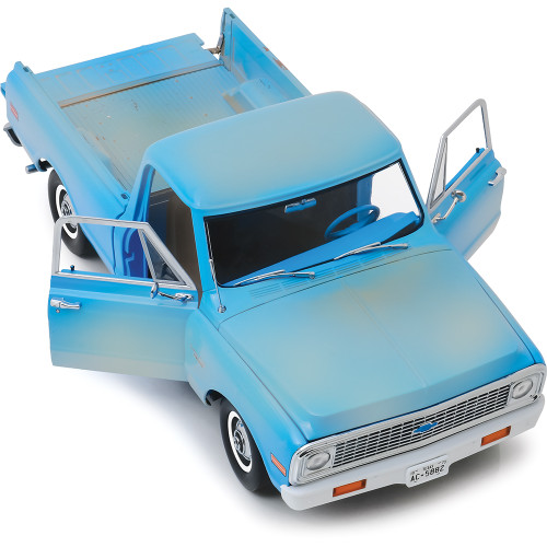 1971 Chevrolet C-10 - Dirty Blue 1:24 Scale Diecast Model Truck by Greenlight Alt Image 2