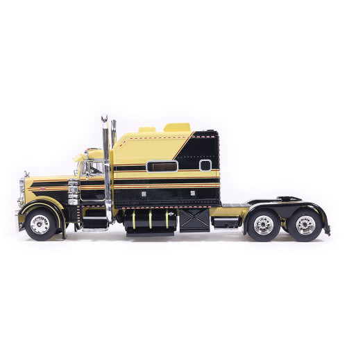 2002 Peterbilt 379 Big Bunk - Yellow And Black 1:64 Scale Diecast Model Truck by IXO Models Alt Image 4