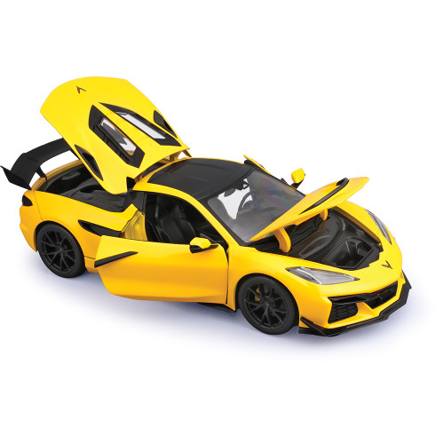 2025 C8 Corvette ZR1 - Yellow Alt Image 2