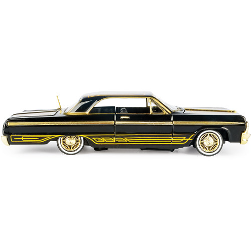 Chevrolet Impala - Midnight Eclipse Alt Image 4