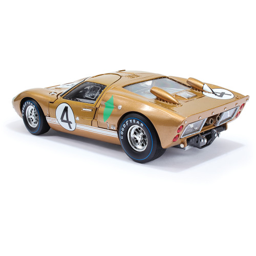 1966 Ford GT40 #4 Le Mans 24 Hours Alt Image 4