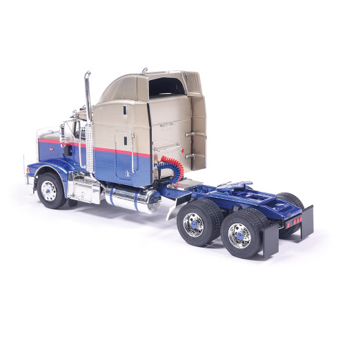 2014 Peterbilt 388 - Blue and Champagne 1:43 Scale Diecast Model Truck by IXO Models Alt Image 3