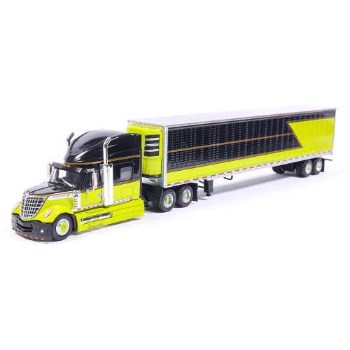 2010 International Lonestar with Reefer Trailer - Green and Black 1:64 Scale Diecast Model Truck by IXO Models Main Image