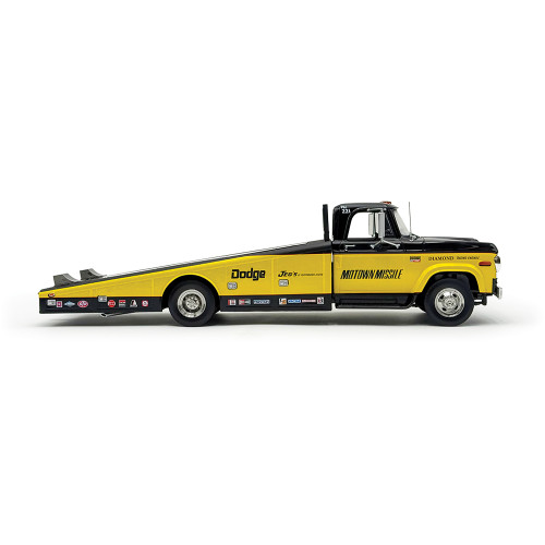 1970 Dodge D-300 Ramp Truck - Motown Missile Alt Image 2