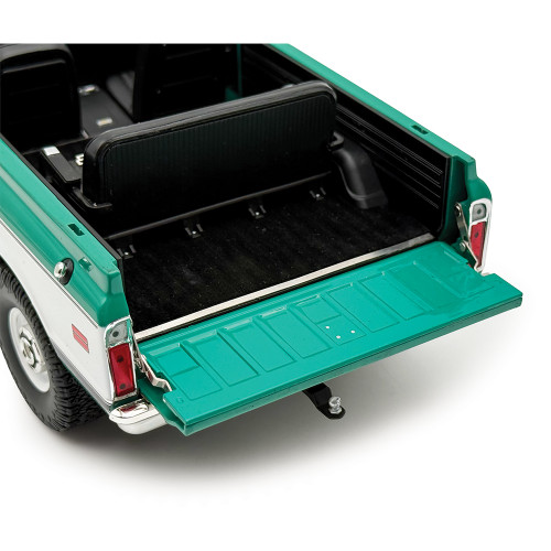 1972 Chevrolet Blazer K/5 CST Route 66 100 Years - Medium Green 1:18 Scale Diecast Model Truck by Acme Alt Image 5