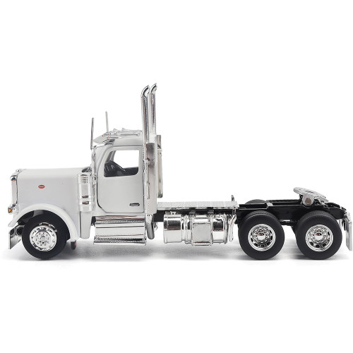 Peterbilt Model 589 BBC Day-Cab Tandem-Axle Truck Tractor 1:64 Scale Diecast Model Truck by Diecast Masters Alt Image 4