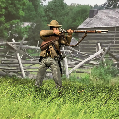Confederate Infantry Advancing Firing No.4 1/30 Figure William Britain (31363) 1:30 scale Metal by William Britain Alt Image 1
