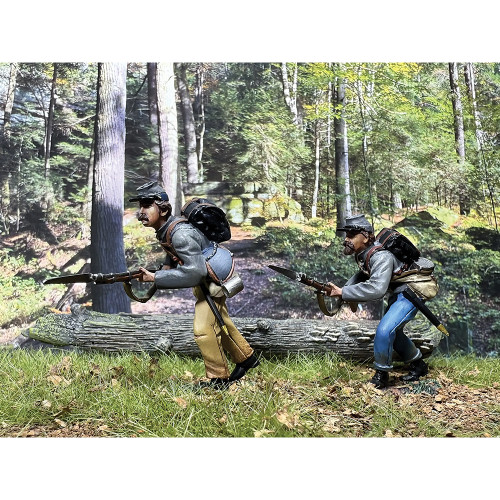 Confederates Charging with Bayonets 1/30 Figure Set William Britain (31501) 1:30 scale Metal by William Britain Alt Image 1