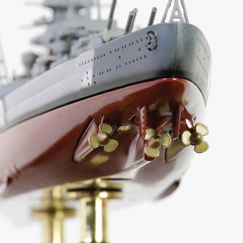 Bismarck Battleship 1/700 Die Cast Model - Full Hull Display Battle of the Denmark Strait May 1941 1:700 scale Metal by Forces of Valor Alt Image 4
