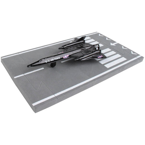 SR-71 NO DRONE DIE CAST MODEL W/ RUNWAY Alt Image 1