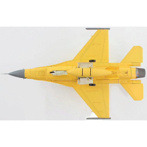 F-16V Fighting Falcon 1/72 Die Cast Model - HA38036B ROCAF, 2023 (with decals for different airplanes) Alt Image 3