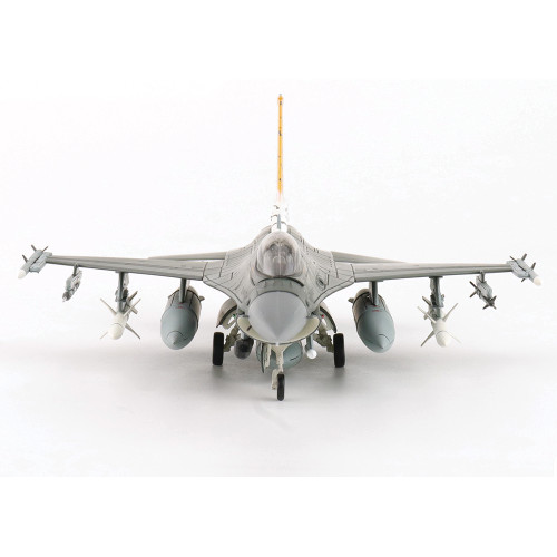 F-16CM Fighting Eagle 1/72 Die Cast Model Alt Image 1