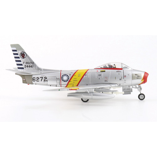 F-86 Sabre 1/72 Die Cast Model Alt Image 2